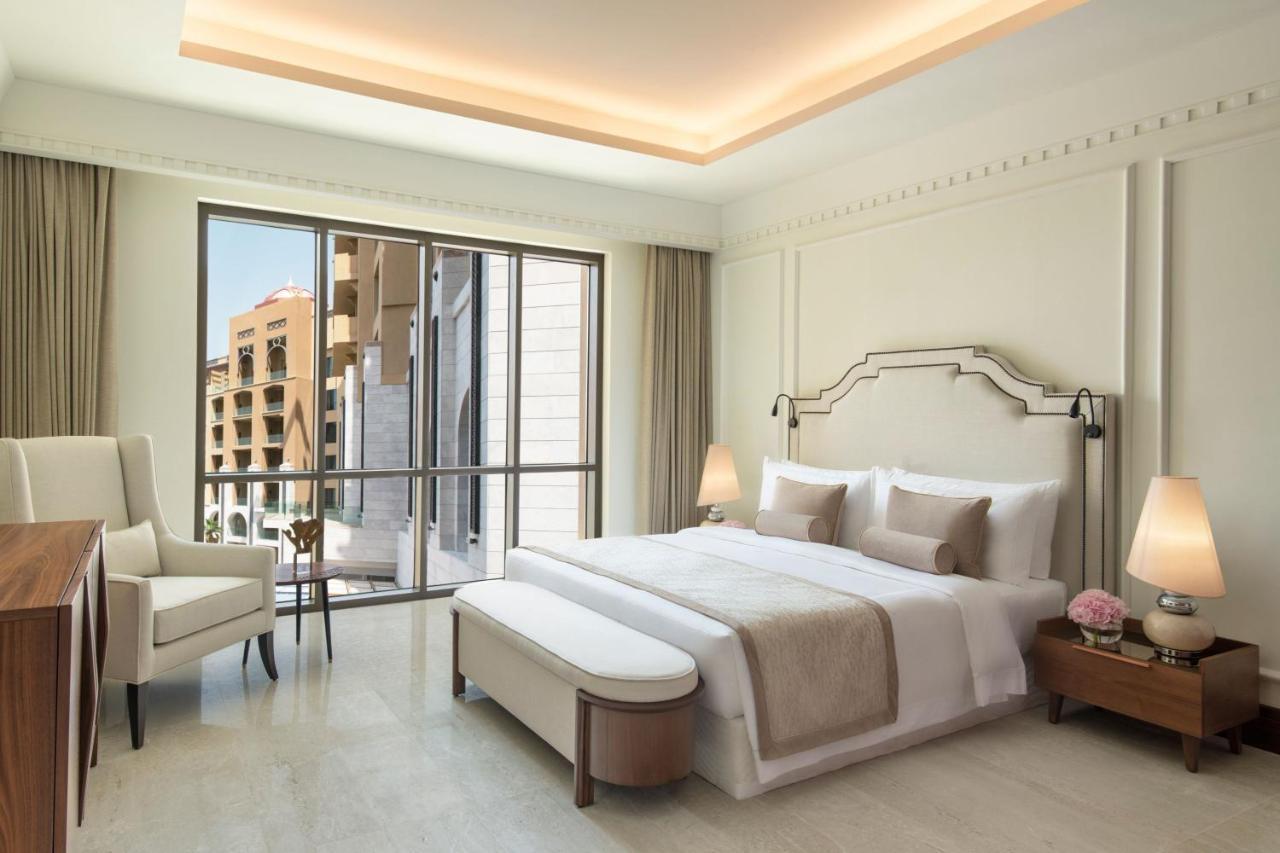Отель The St. Regis Marsa Arabia Island, The Pearl Qatar Доха Экстерьер фото