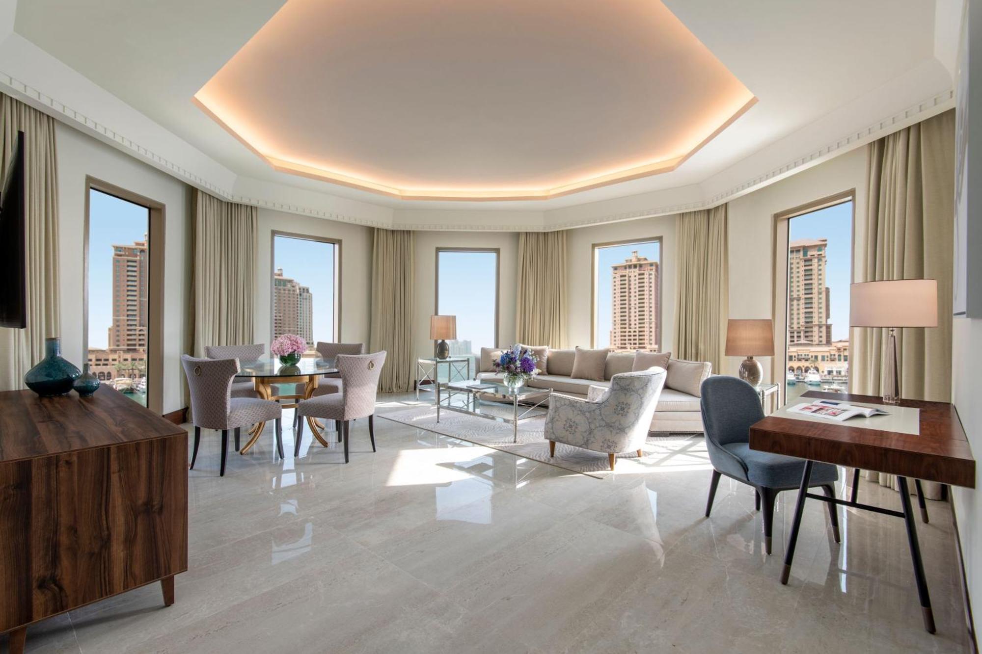 Отель The St. Regis Marsa Arabia Island, The Pearl Qatar Доха Экстерьер фото