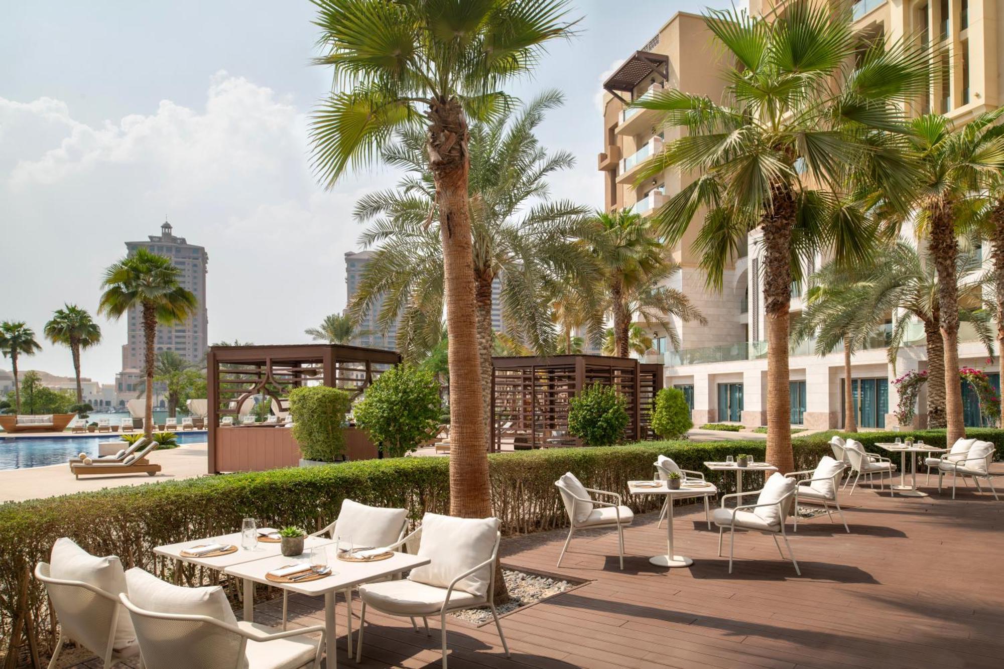 Отель The St. Regis Marsa Arabia Island, The Pearl Qatar Доха Экстерьер фото